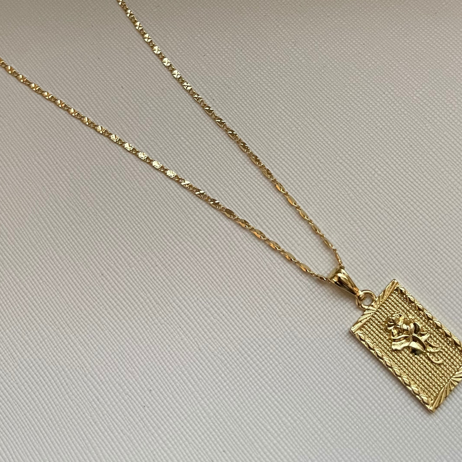 Dione Necklace